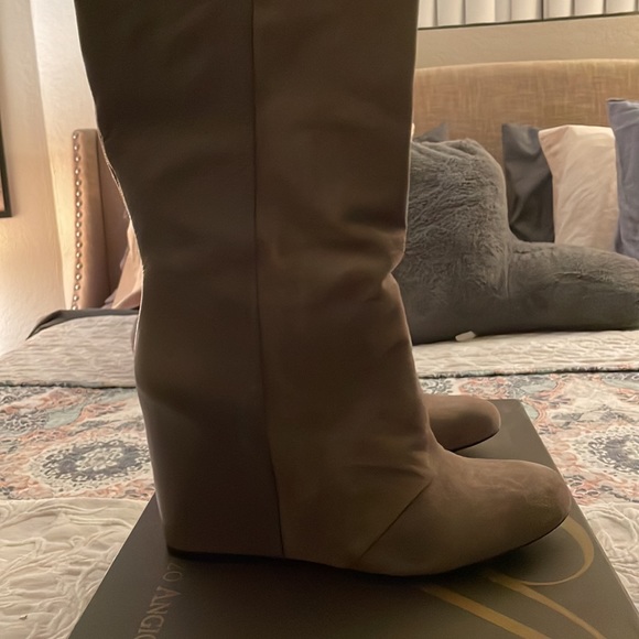 Mid-calf Enzo boots - Picture 2 of 3